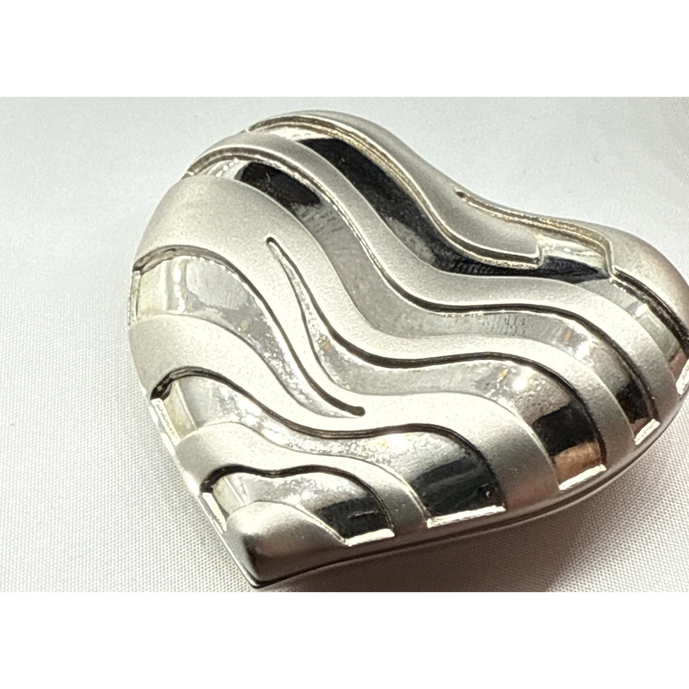 Estee Lauder Pleasures Solid Perfume Compact Hear… - image 3